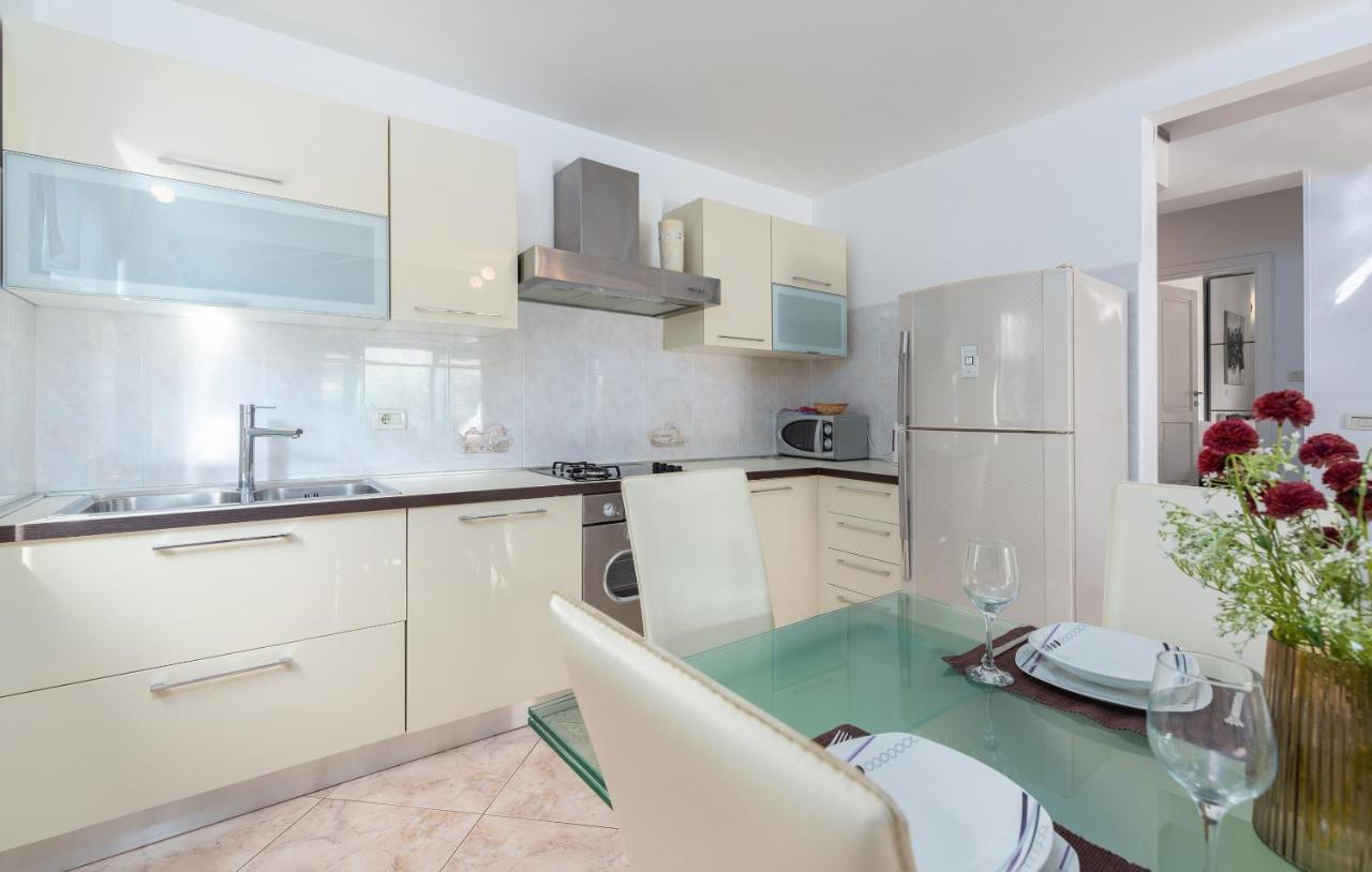 Villa Lucas Novigrad Istria Kültér fotó