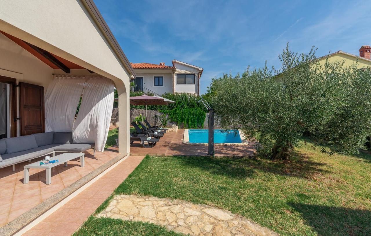 Villa Lucas Novigrad Istria Kültér fotó
